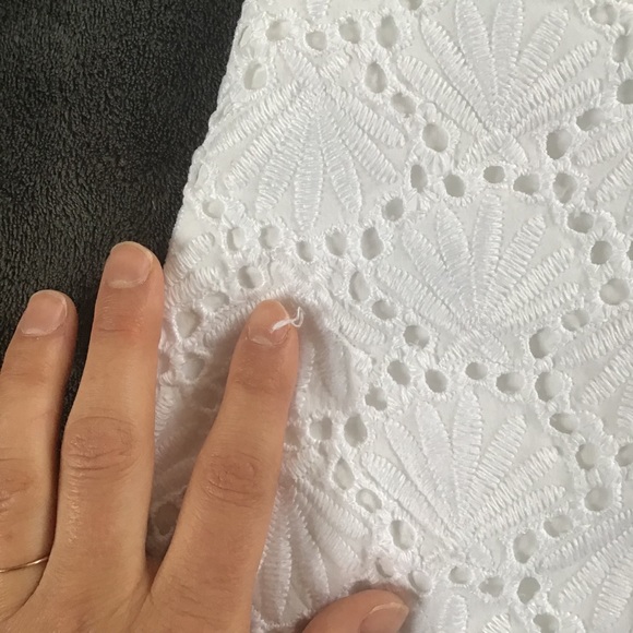 Lilly Pulitzer Marii Skort in Seashell Eyelet - Picture 5 of 10